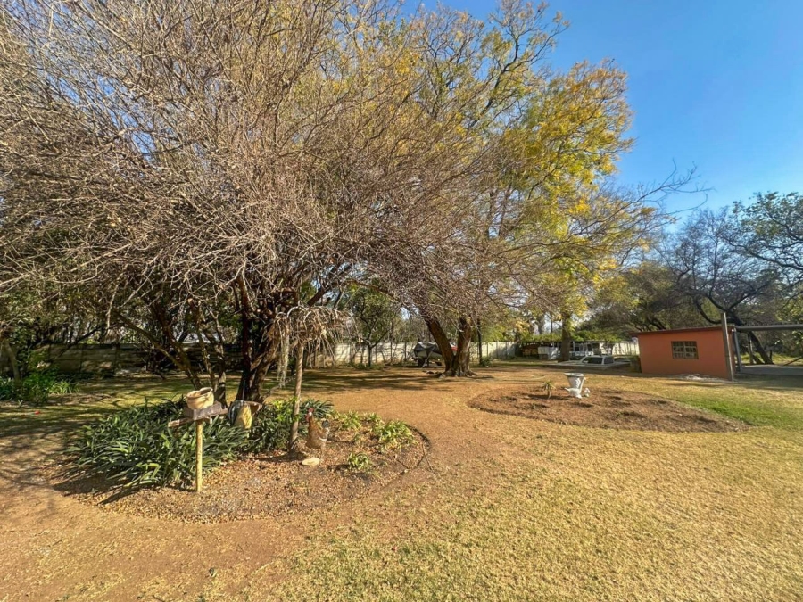 4 Bedroom Property for Sale in De Kroon A H North West